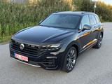 Volkswagen Touareg One Million 4Motion 4.0 TDI V8 "EDITION" - Volkswagen Touareg One-Million