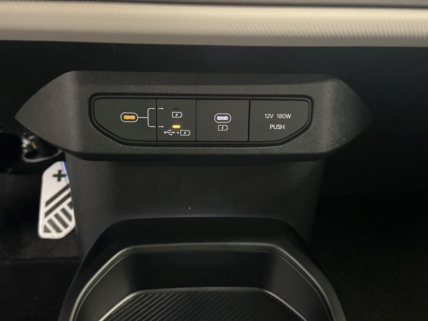 Fahrzeugabbildung Kia EV4 Navi Leder Digitales Cockpit Soundsystem Har