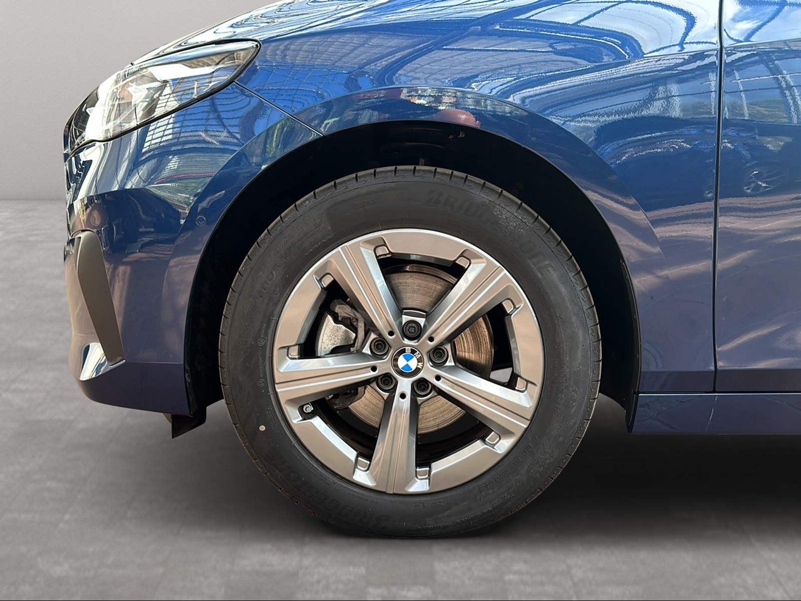 BMW 220i Active Tourer AHK Driv.Assist+ Head-Up LED