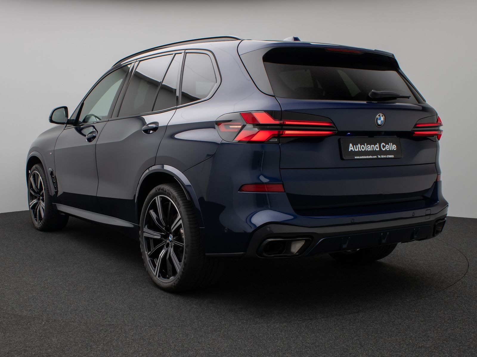 Fahrzeugabbildung BMW X5 xD30d M Sport Pro Panoram 360°HUD DAB H/K 22"