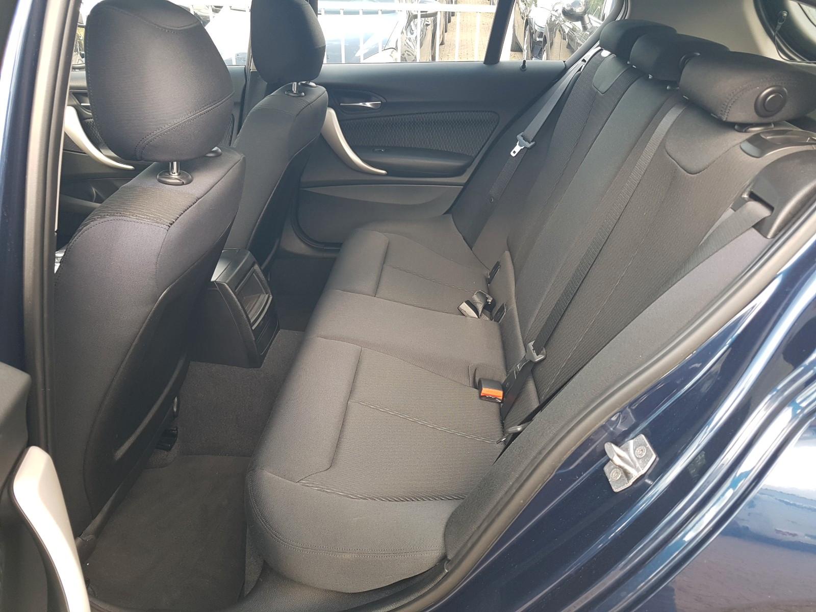 BMW 116i Automatik 1.Hand eGlasdach Navi Sitzheizg.