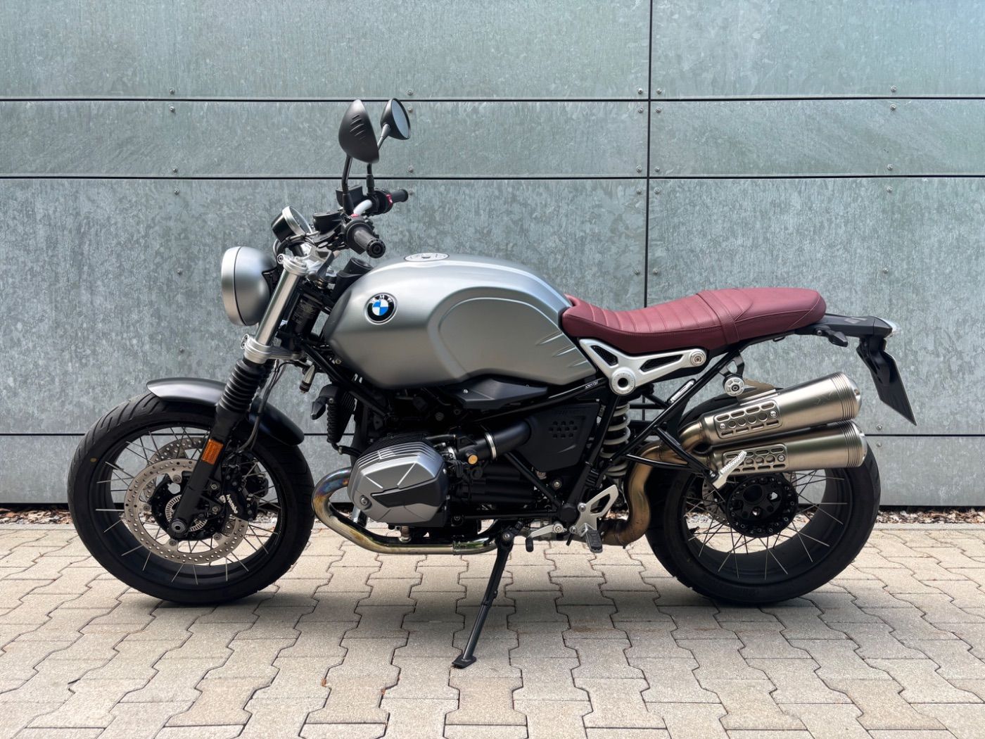 Fahrzeugabbildung BMW R nine T Scrambler
