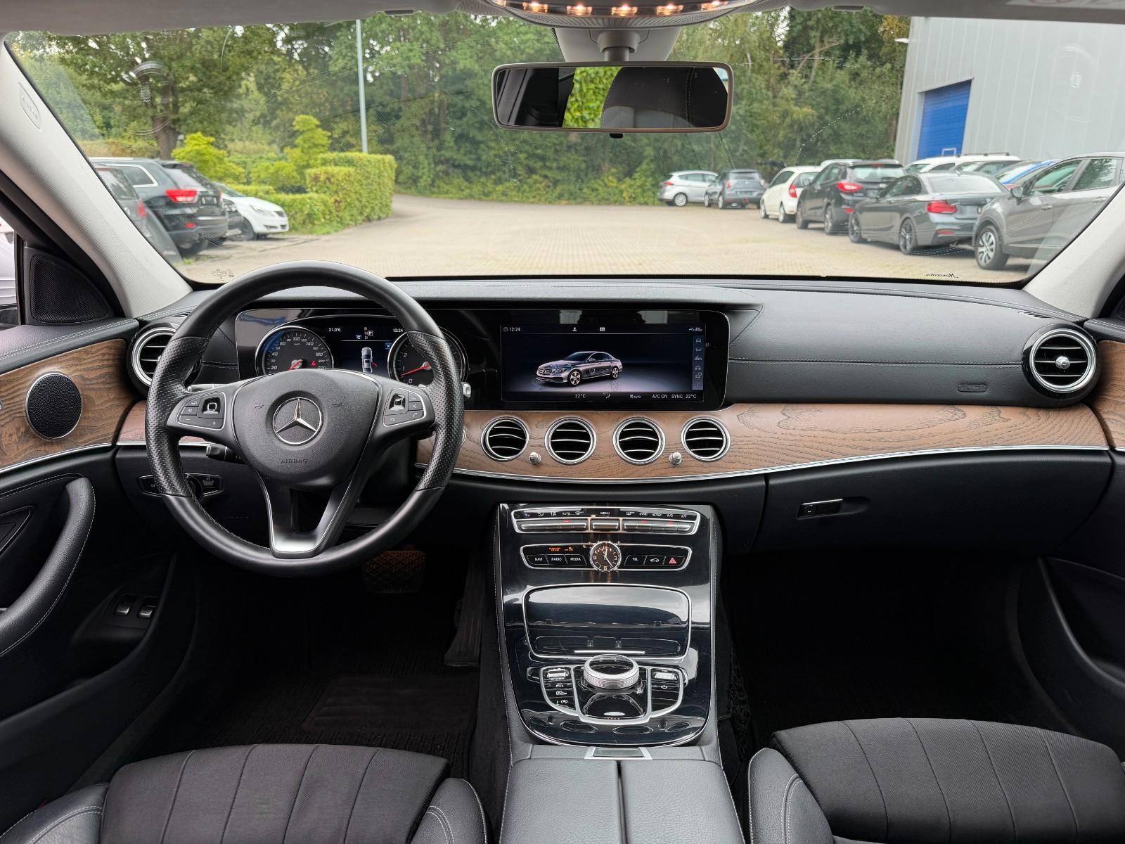 Mercedes-Benz E 400 E Limousine 4Matic *Navi*KeyL *Kamera *LED