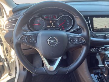 Fotografie des Opel Grandland (X) Grandland 1.6 Ultimate Navi Leder 360°Cam