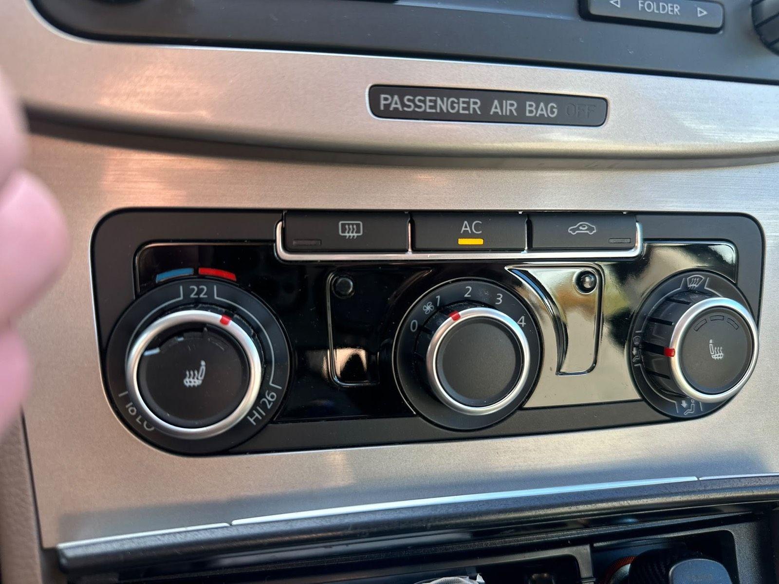 Volkswagen Passat 2010 — photo 7