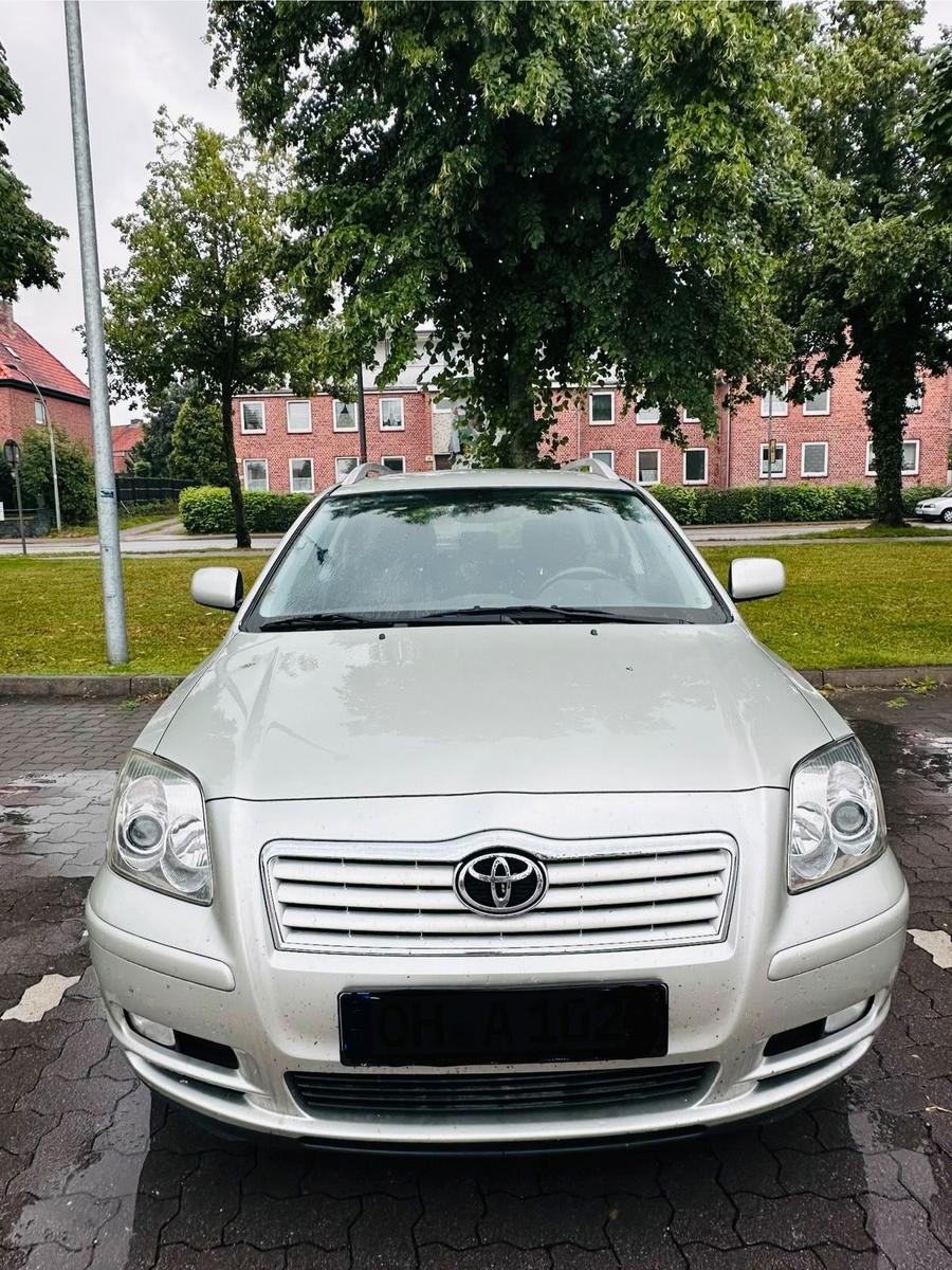 Toyota Avensis 2004 — photo 6