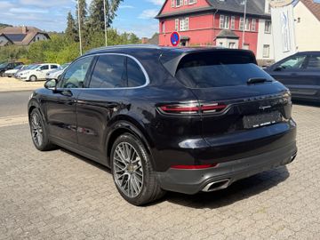Porsche Cayenne - 11