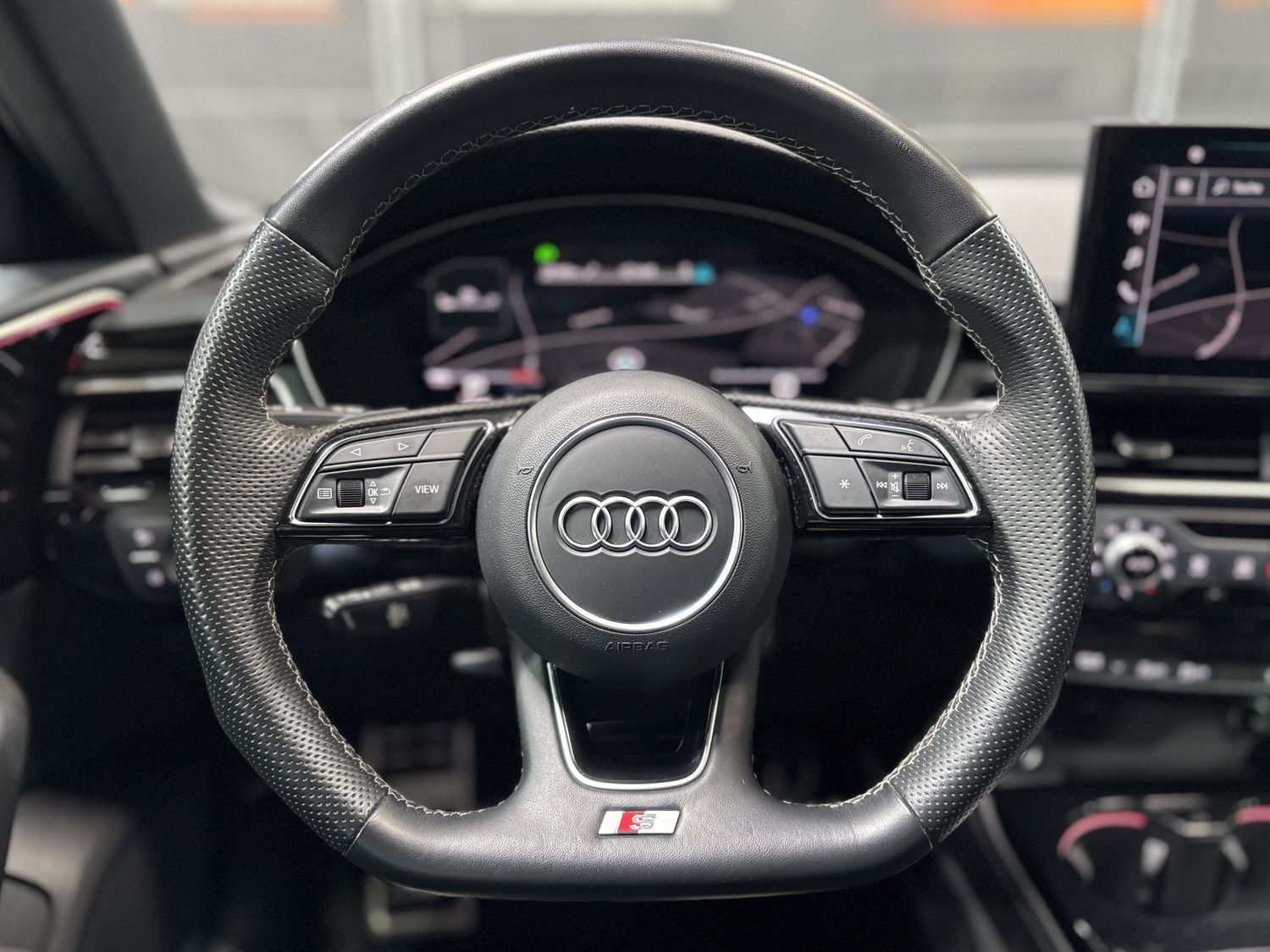 Fahrzeugabbildung Audi A4 35 TDI 2xS-line#Black#Matrix#Virtual#HeadUp