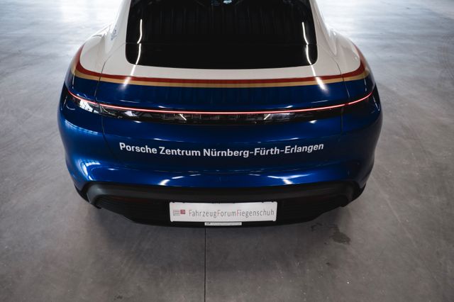 Fahrzeugabbildung Porsche Taycan 4S,FOLIERT, PerformanceBat, 21, Wärmep.