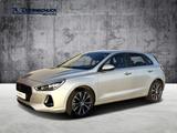 Hyundai i30 Premium LED, Kamera, Navi, Leder - Hyundai i30 Gebrauchtwagen in Wiesbaden