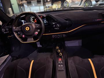 2019 Ferrari 488 PISTA 缩略图 18