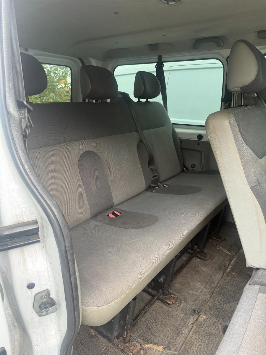 Renault Trafic 2008 — photo 14