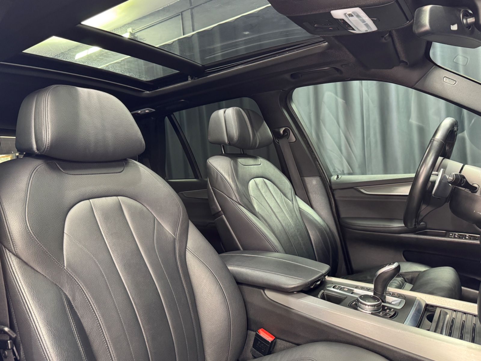Fahrzeugabbildung BMW X5 40d xDrive|M-SPORT|PANO|7-SITZER|SOFT-CLOSE|