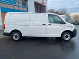 Volkswagen T6.1 Transporter 2.0 TDI Lang AHK Klima 3.Sitzer - gebrauchte VW T6 Transporter aus dem Jahr 2020
