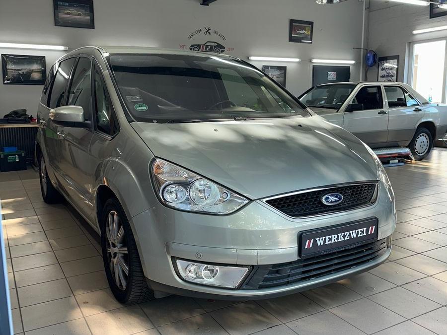 Ford Galaxy Ghia