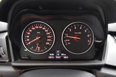 BMW 225i Active Tourer~Automatik~1.Hd.~LED~SHZ~ufrei