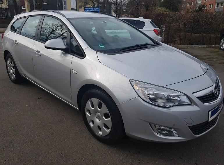 Opel Astra J 1,7 CDTi Sports Tourer Klima SHZ PDC LMF