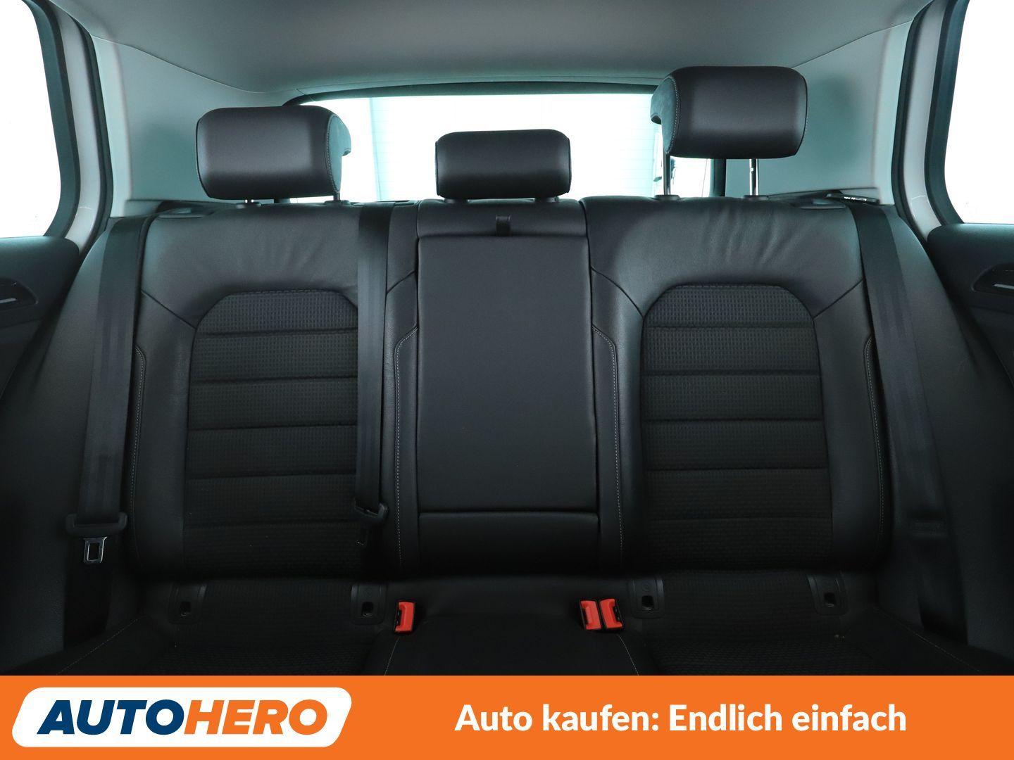 Volkswagen Golf VII 1.4 TSI Highline BMT Aut.*NAVI*BI-XENON