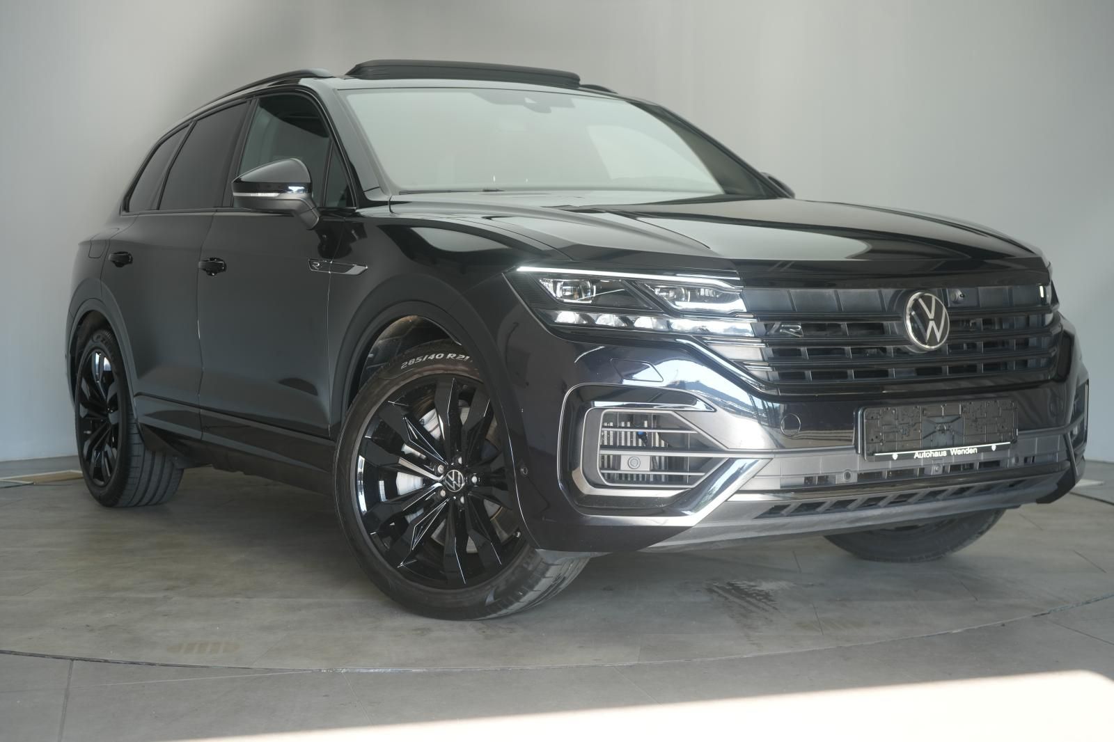 VW Touareg R 4 Motion 3.0 eHybrid Leder/ACC/Night/H