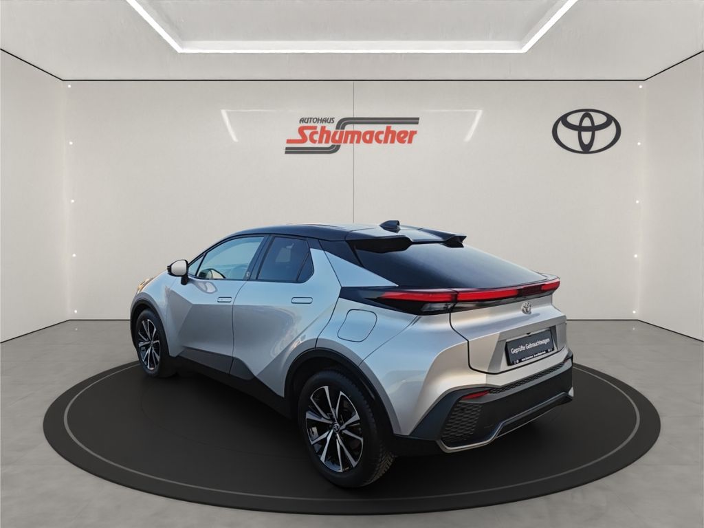 Toyota C-HR — fotografia 3