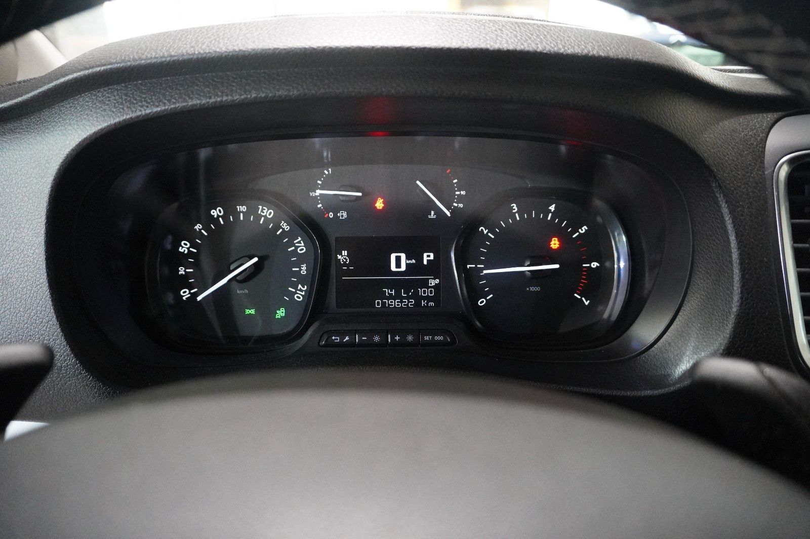 Fahrzeugabbildung Opel Zafira Life 2.0D "L" EDIT. 8-SITZE NAVI/LED/AHK