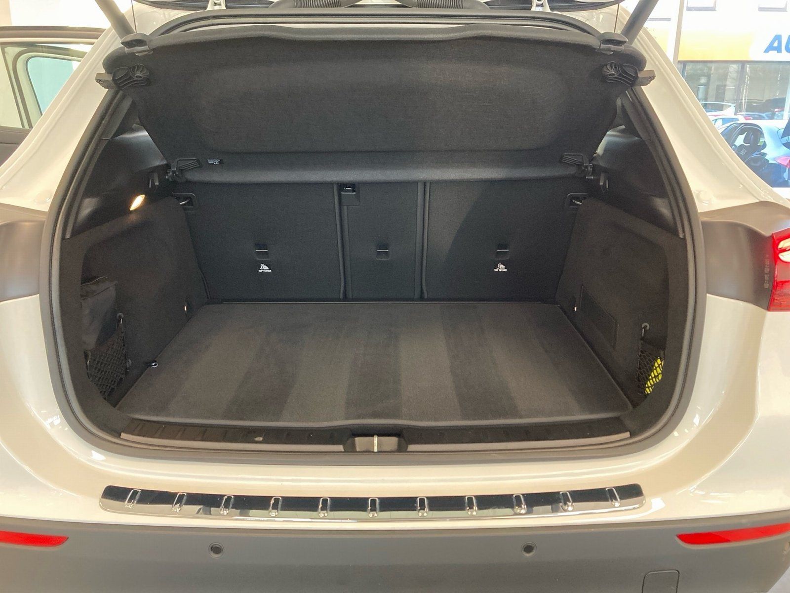 Fahrzeugabbildung Mercedes-Benz GLA 200 Progressive*Totwinke*LED*Kamera*CarPlay*