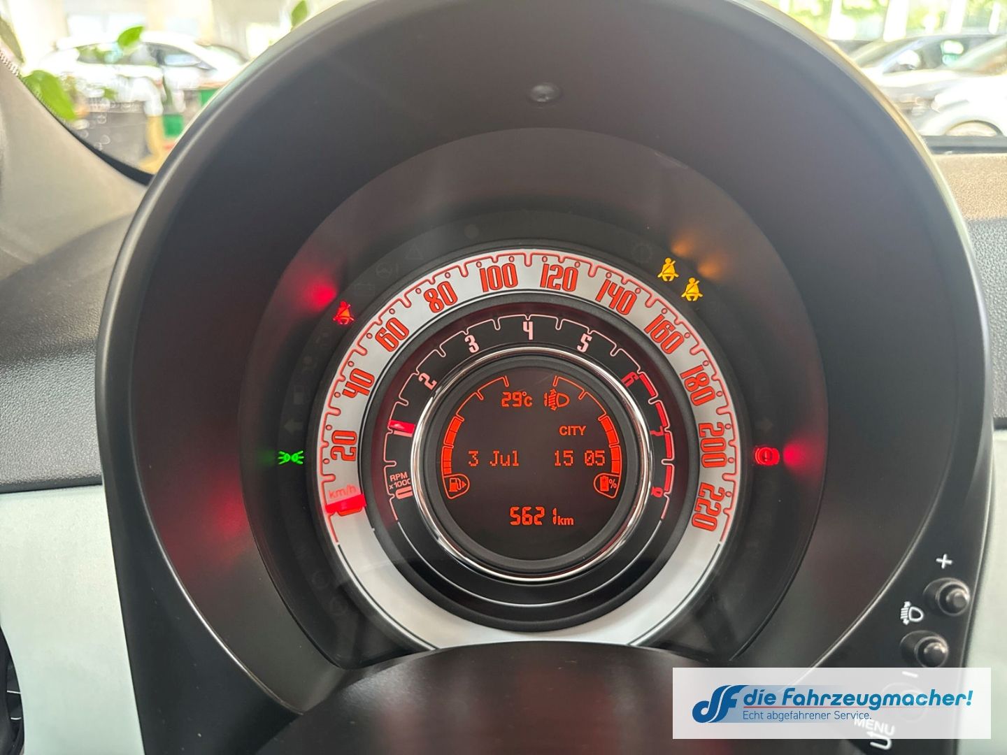 Fahrzeugabbildung Fiat 500 Cabrio Dolcevita 1.0 Mild Hybrid 5tkm Navi A
