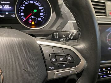 Volkswagen Tiguan - 11