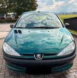 Peugeot 206 - gebrauchte Peugeot 206 aus dem Jahr 2000