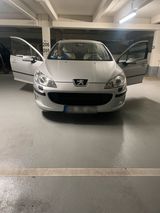 Peugeot 407 Erste Hand - Peugeot 407: Limousine