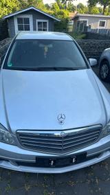 Mercedes-Benz C 200 CDI BlueEFFICIENCY ELEGANCE ELEGANCE - Mercedes-Benz C 200 mit Diesel-Antrieb: Limousine, Klimaautomatik, C200 Elegance Cdi