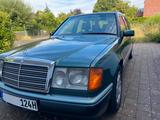 Mercedes-Benz Sammler Mercedes S124 Sportline Classic Data 2+ - Mercedes-Benz: Kombi, S124