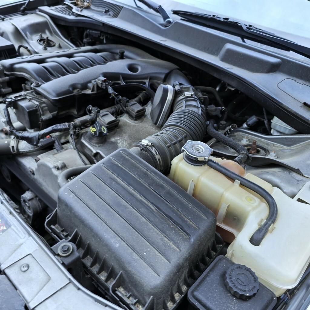 Dodge Magnum 2005 — photo 14