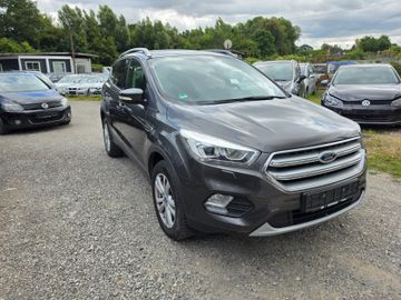 Ford Kuga - 3