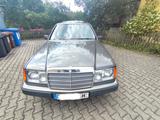 Mercedes-Benz Mercedes 250D - W124 - 149tkm - viele Neuteile - Mercedes-Benz 250: W124 D