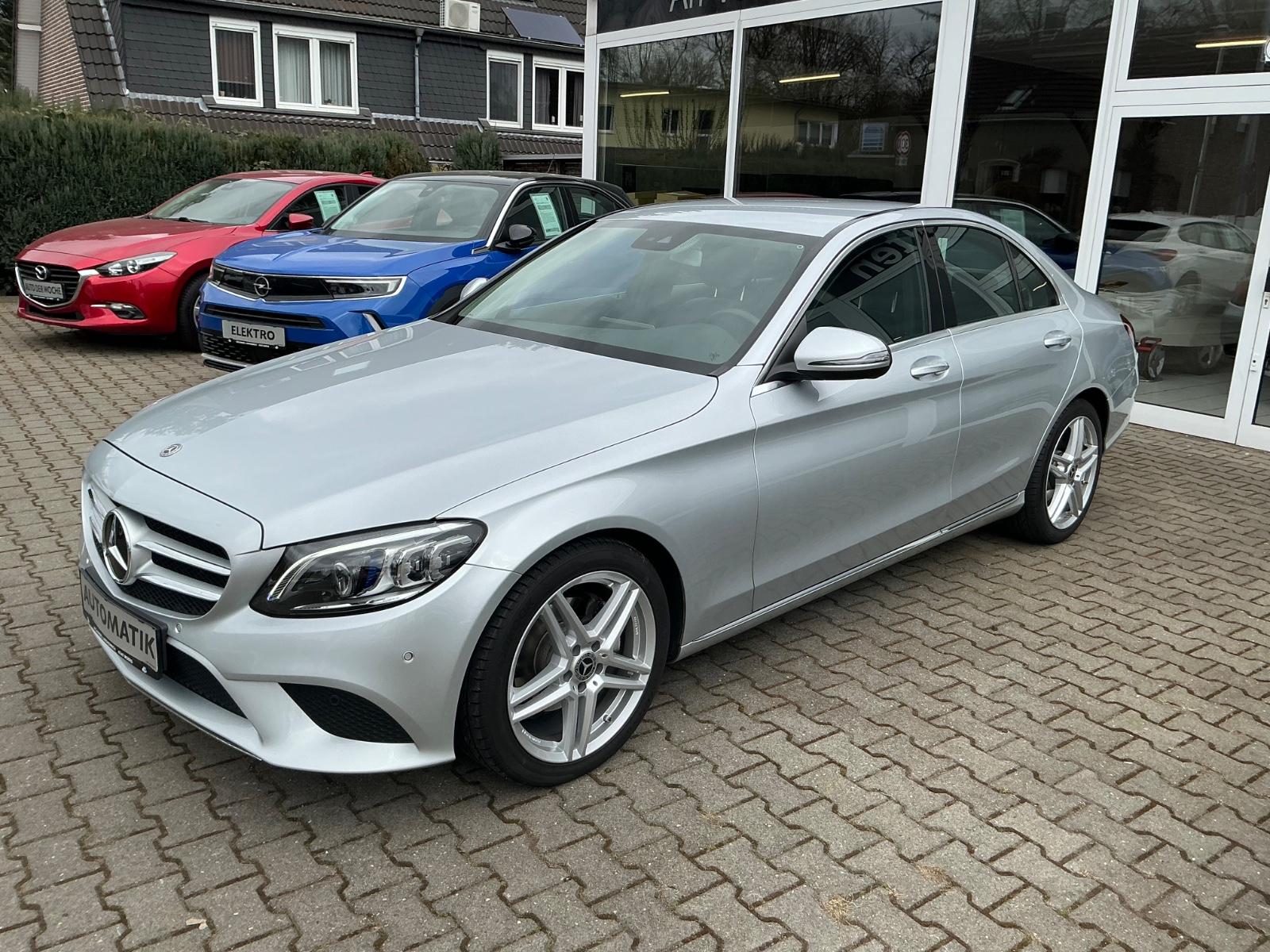 Mercedes-Benz C 220 CDI Automatik LED Navi Kamera Ambiente