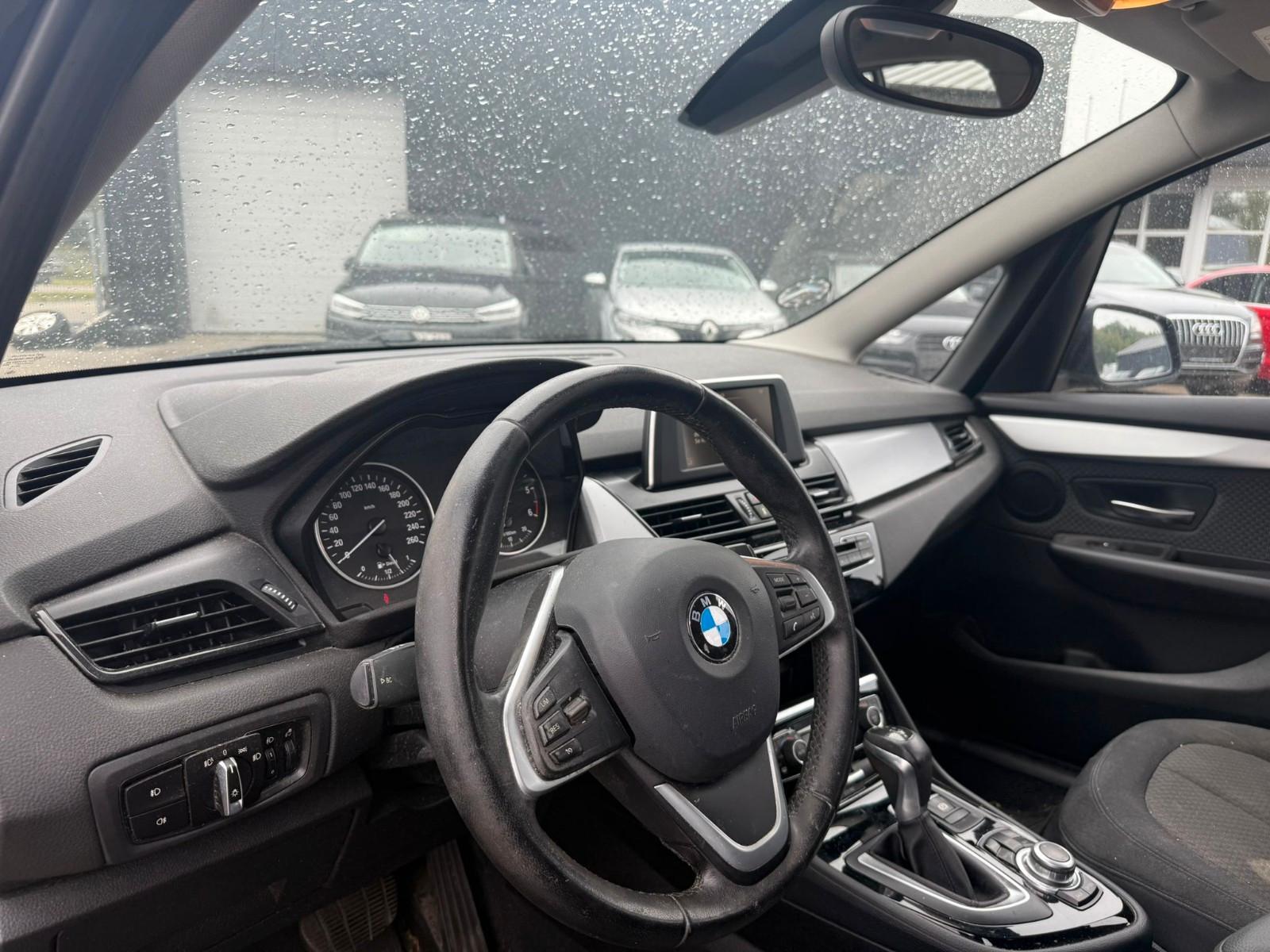 BMW 218 2015 — photo 5