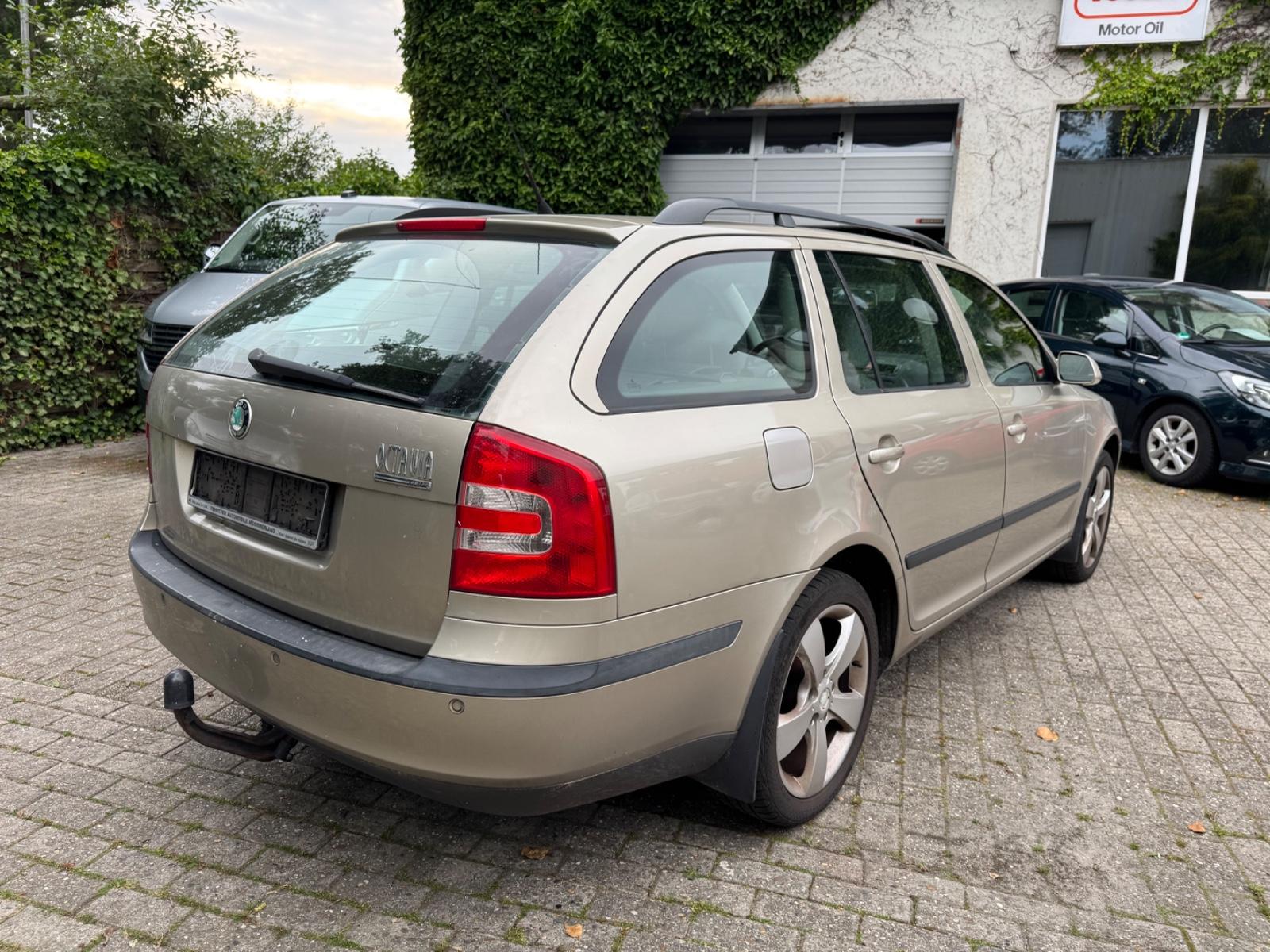Skoda Octavia 2005 — engine 1.896 cm³, 105 HP (77kW)