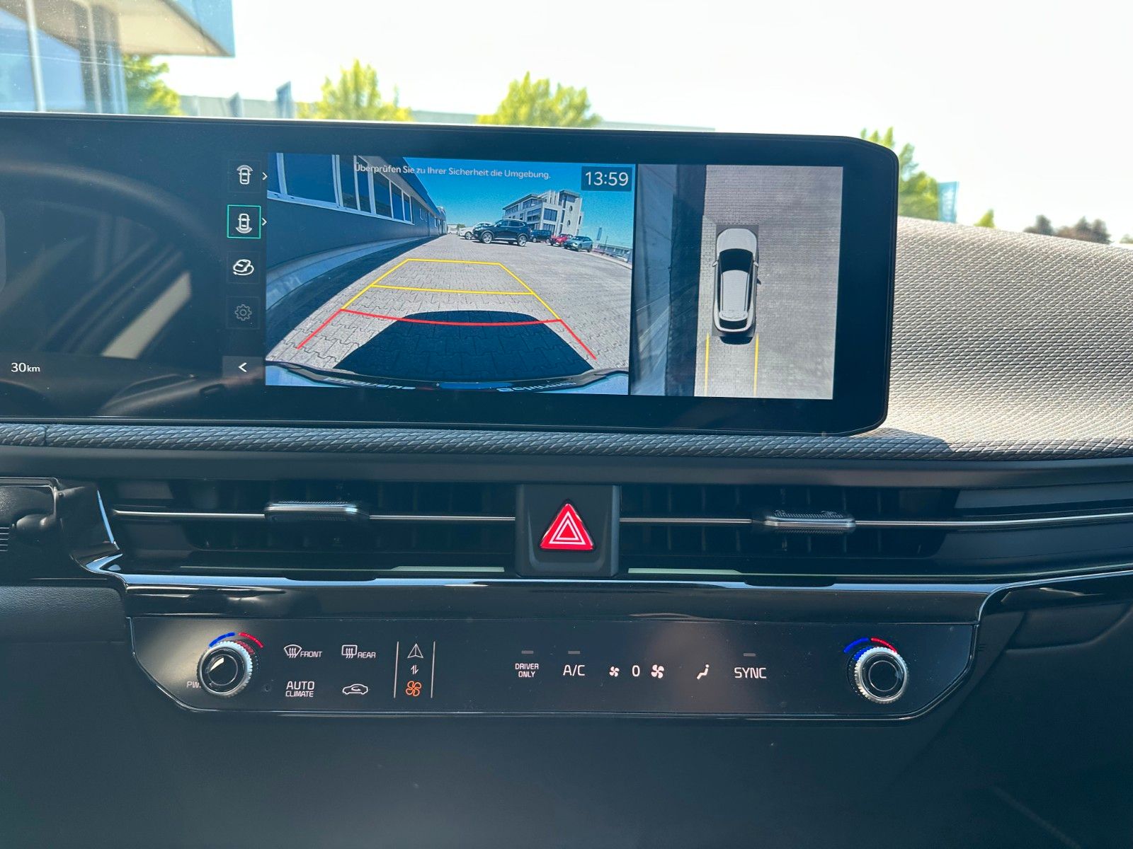 Fahrzeugabbildung Kia EV6 FL EARTH 84 RWD WP CO AS SD DR