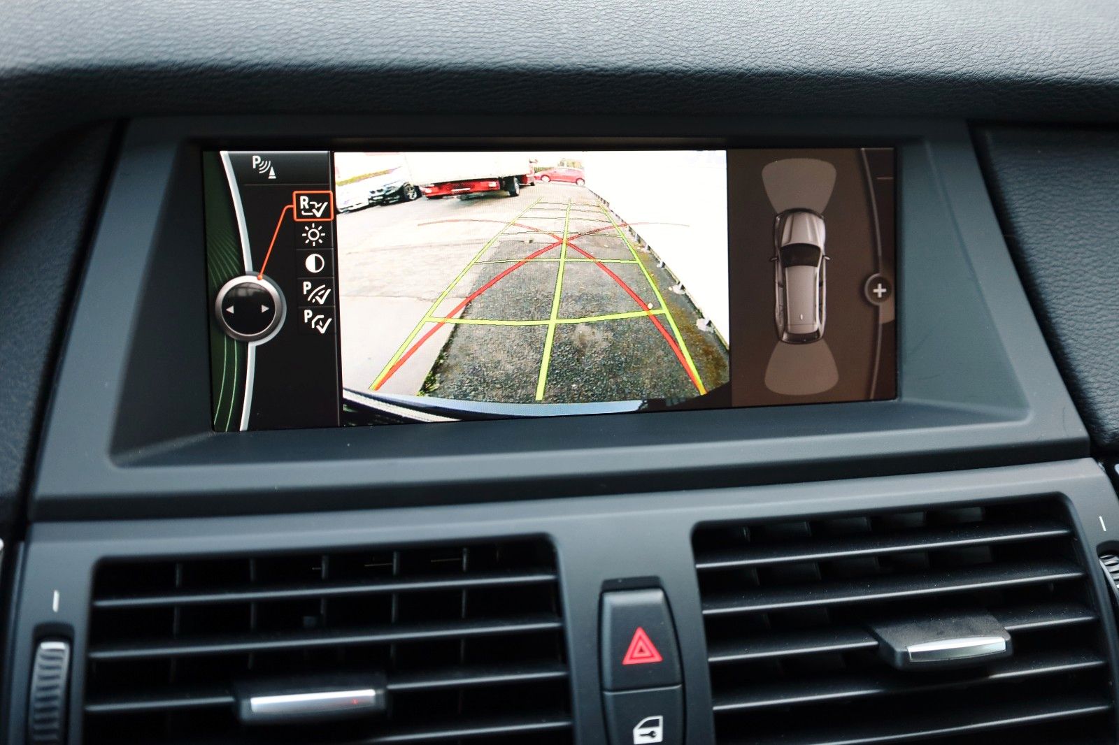 Fahrzeugabbildung BMW X5 xDrive40d,Edition M Sport,HUD,Kamera,Stand+WR