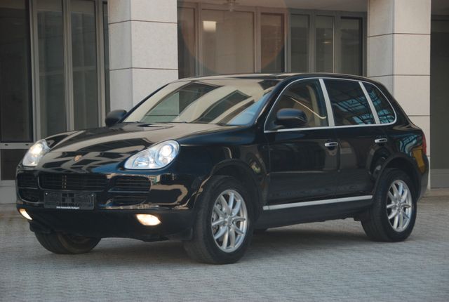 Porsche Cayenne S| XENON| NAVI| LEDER| PANO| SZH| PDC