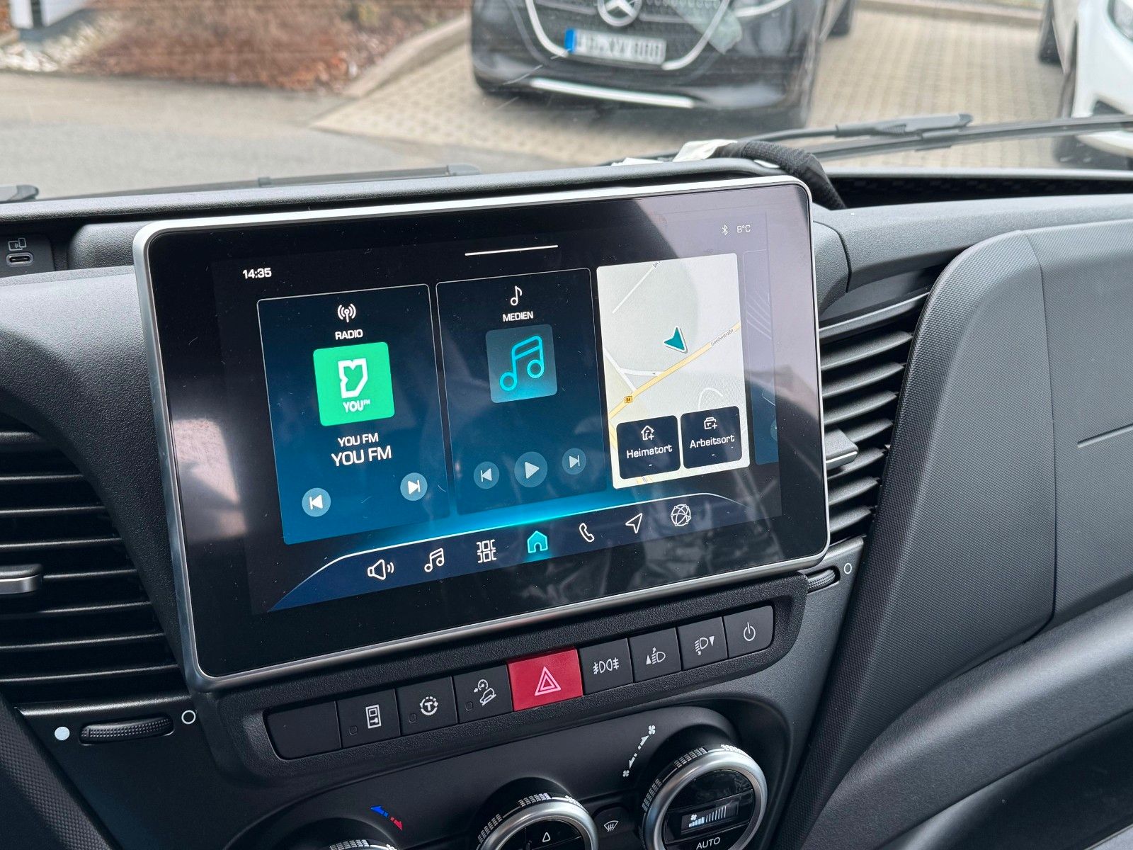 Fahrzeugabbildung Iveco Daily 50C18HA8 3.0L *CrewVan*AHK*Automatik*