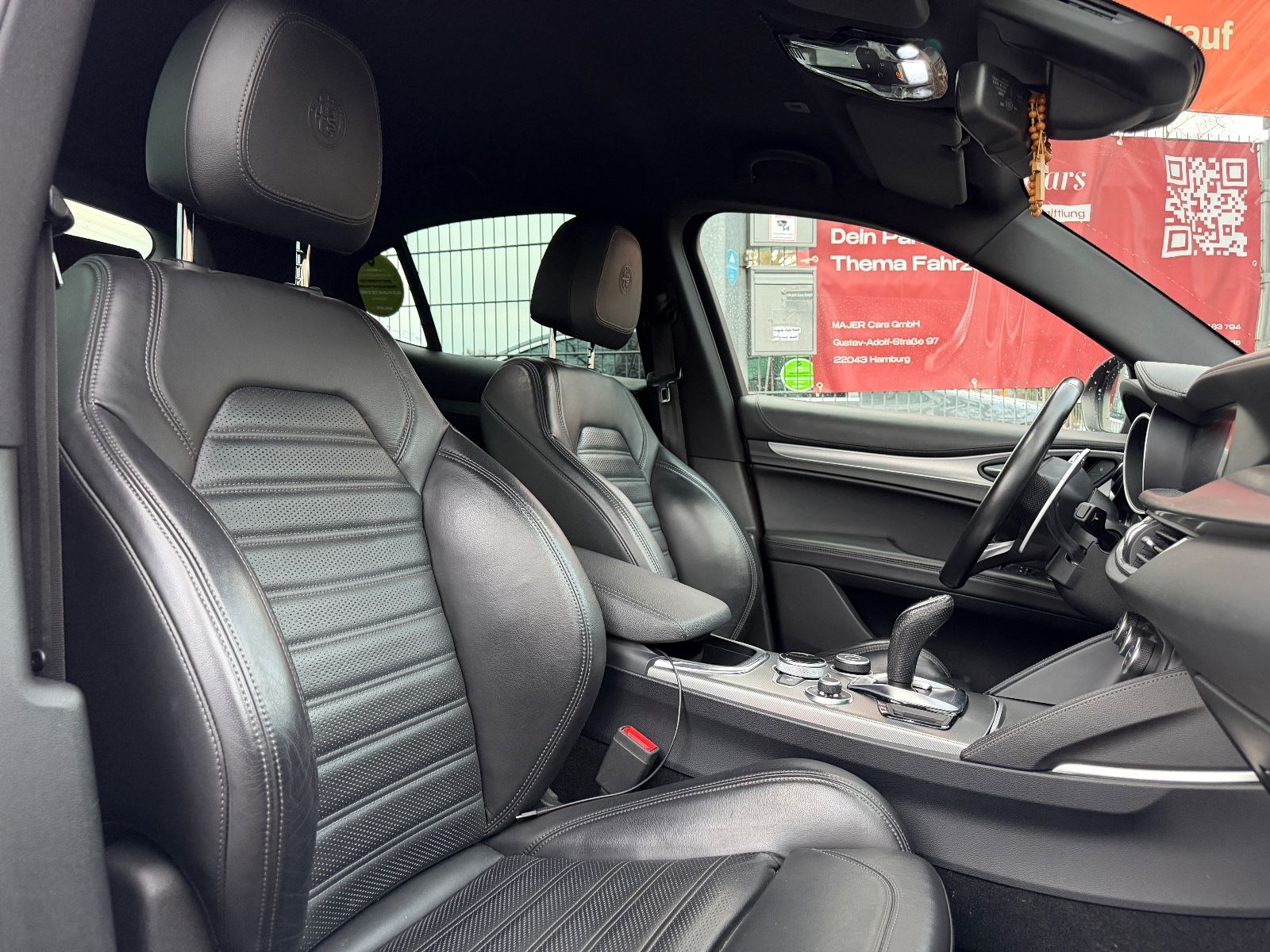 Fahrzeugabbildung Alfa Romeo Stelvio Veloce Q4*LED*LEDER*MEMO*SOUNDTHEATRE