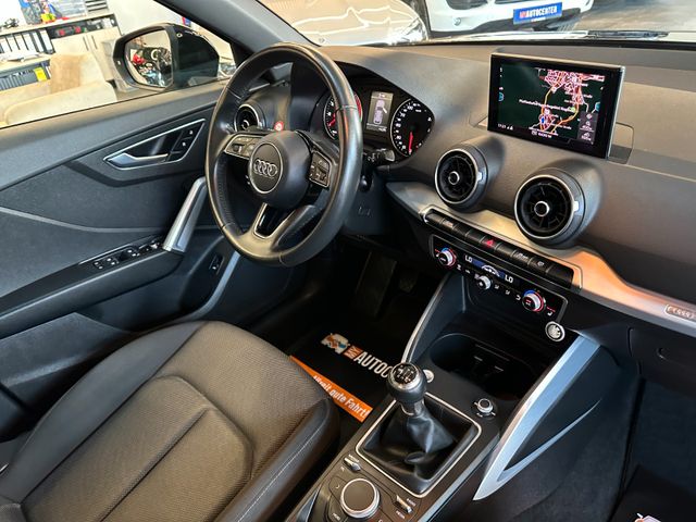 Audi Q2 30 TFSI sport *NAVI*TEMPOMAT*PDC*LED*SZHZ*