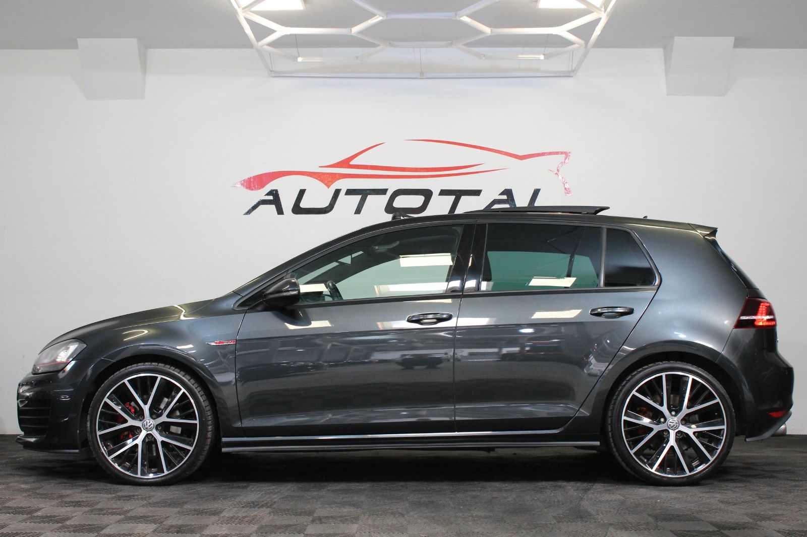 Volkswagen Golf VII DSG*GTI BMT*Navi*Pano*Tempomat*2.Hand foto 4