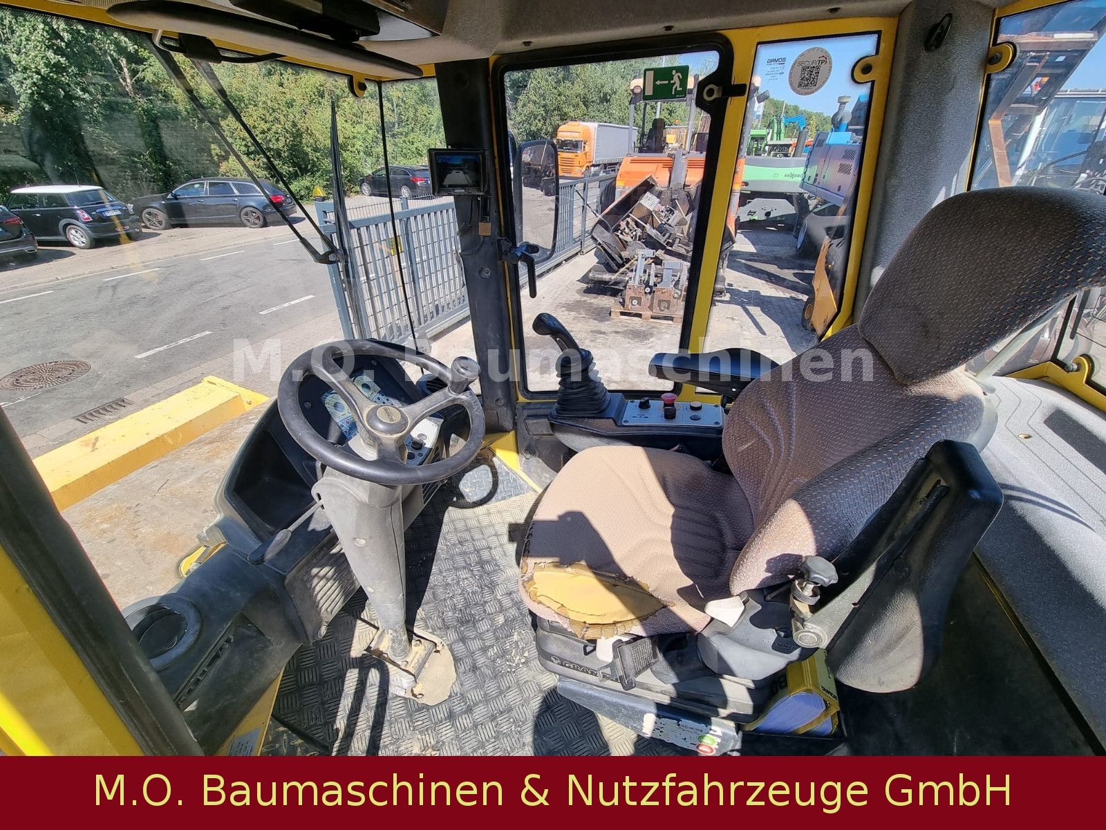 Fahrzeugabbildung BOMAG BW 216 DH-4 / AC / 6 Zyl.Deutz /