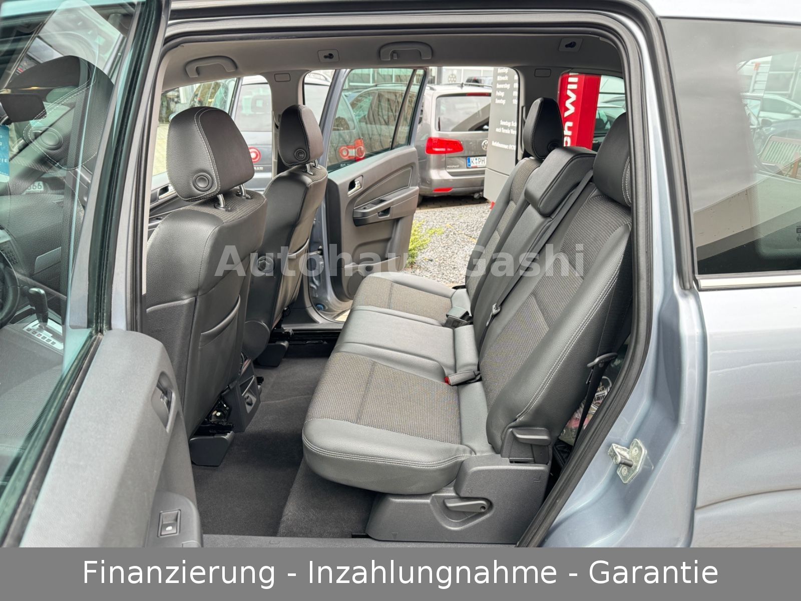 Fahrzeugabbildung Opel Zafira 1.9CDTI*Innovation*Automatik*7.Sitze*SHZ
