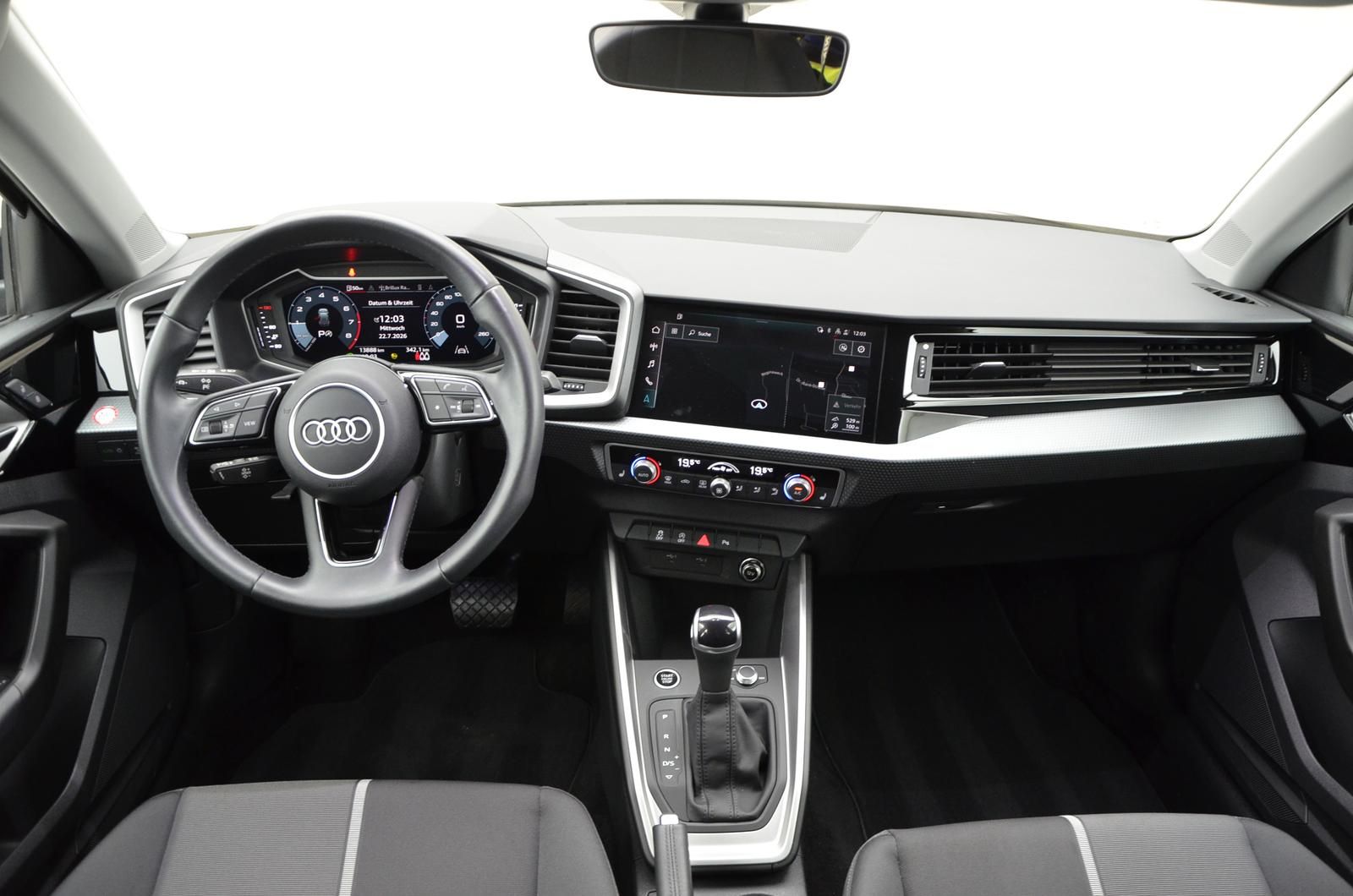 Fahrzeugabbildung Audi A1 citycarver 30 TFSI  81kW S tronic Navi LED SH