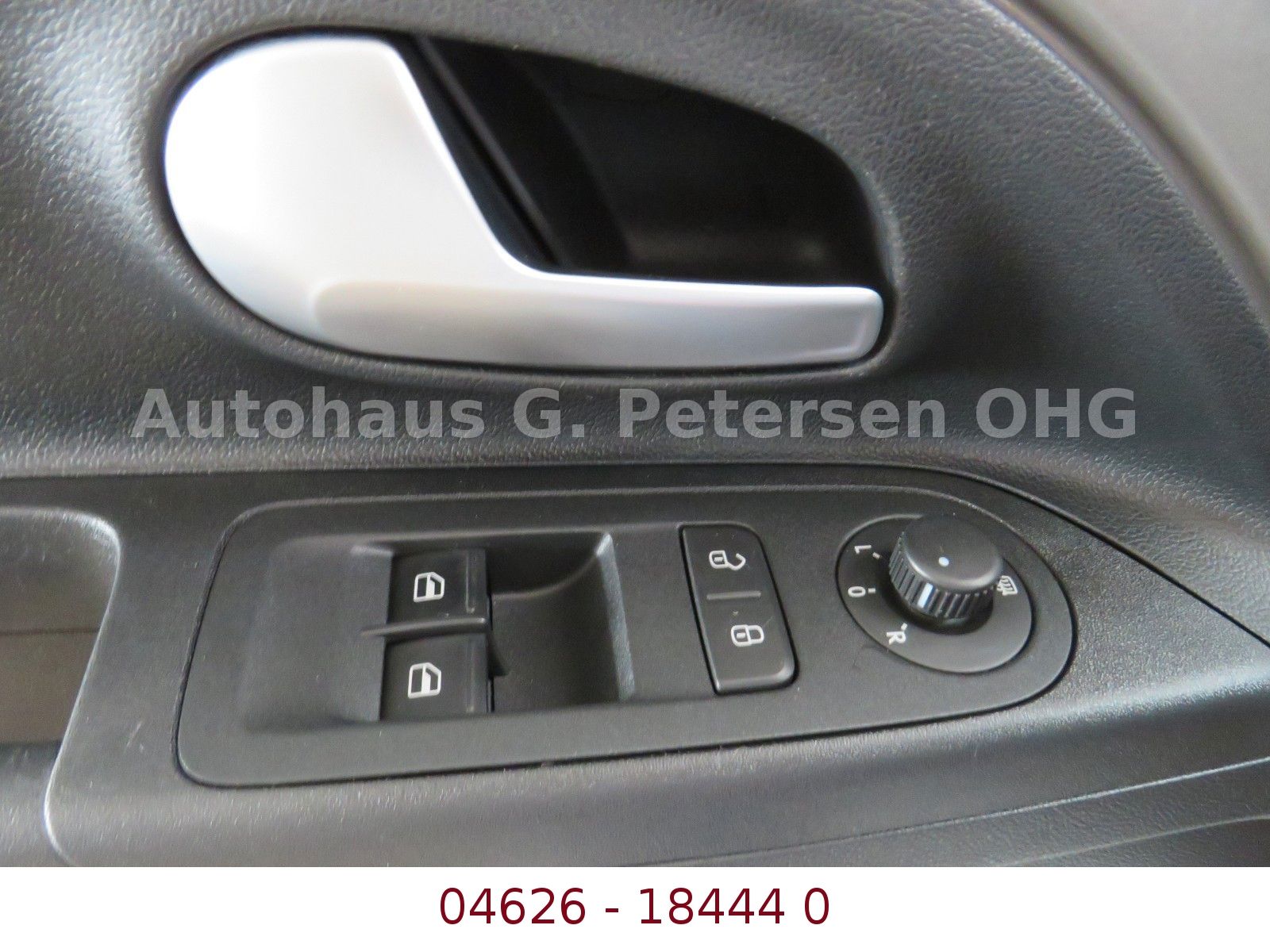 Fahrzeugabbildung Volkswagen up! move up!*Sitzheiz*Bluet*Klimaauto*Tempo*Einp