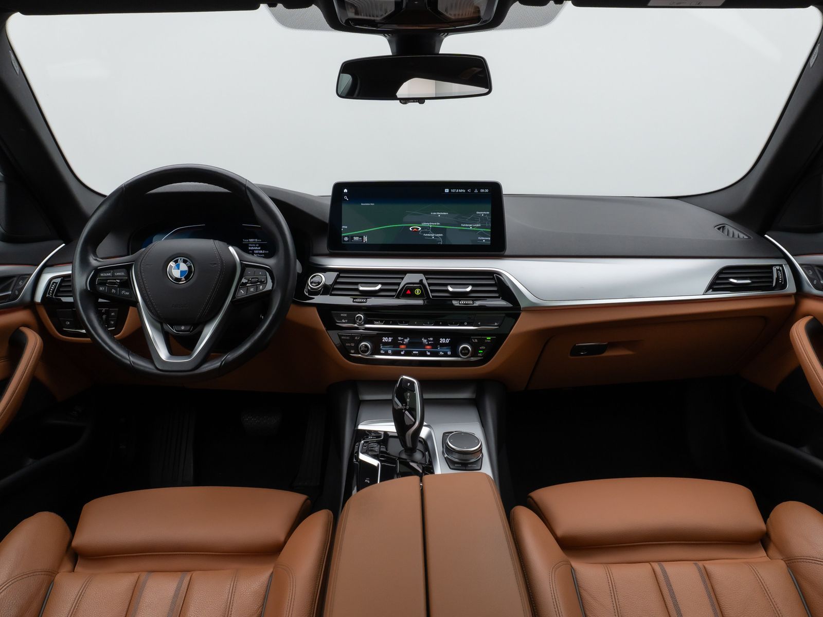 Fahrzeugabbildung BMW 520d Panoram Kamera DAB HiFi 4xKlima Leder Sport
